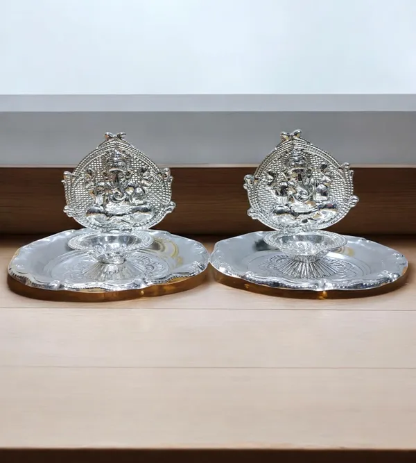 Silver_Plated_Premium_&_Elegant_Diya