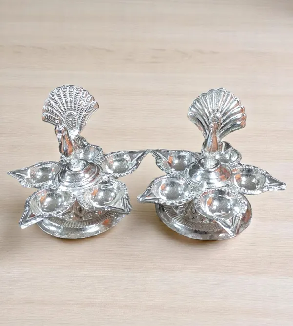 Silver_Plated_Premium_&_Elegant_Diya