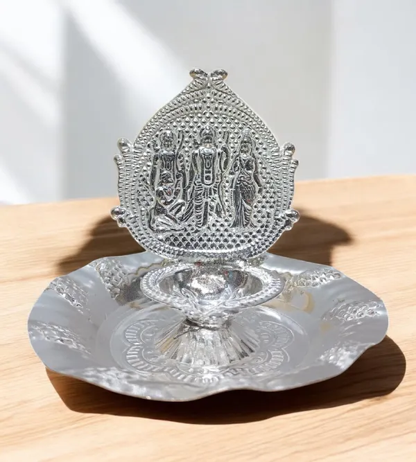 Silver_Plated_Premium_&_Elegant_Diya