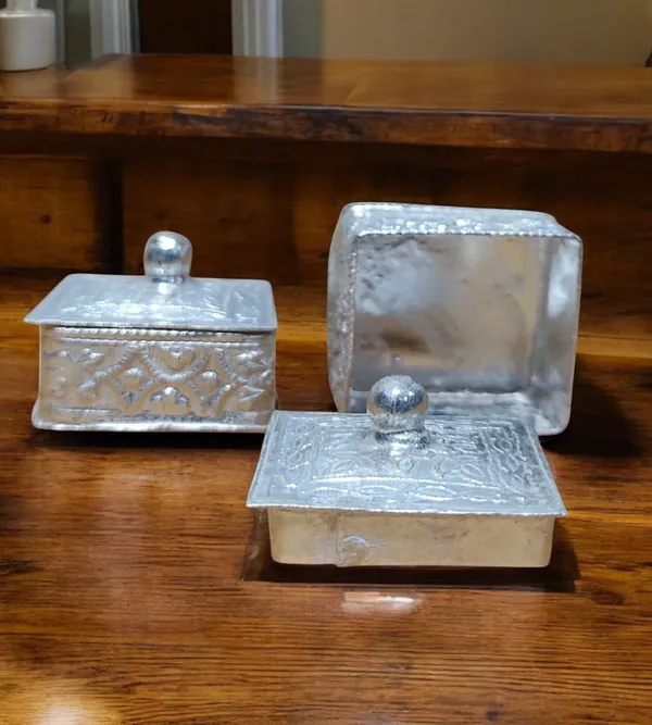 Silver_Plated_Premium_&_Elegant_Kum_Kum_Cups