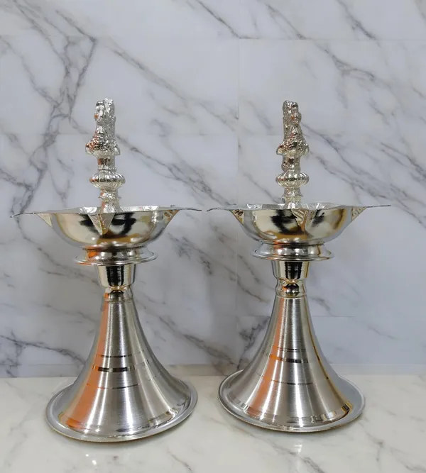 Silver_German_Silver_Premium_&_Elegant_Diya