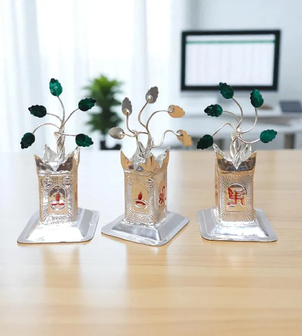 Silver_Plated_Premium_&_Elegant_Kalash_&_Pots