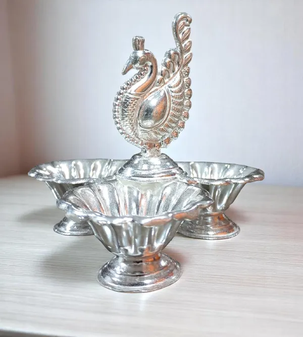 Silver_Plated_Premium_&_Elegant_Kum_Kum_Cups