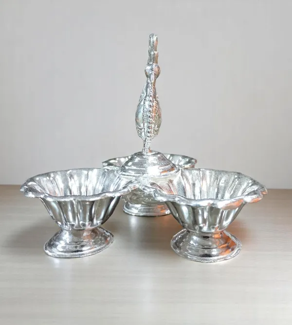 Silver_Plated_Premium_&_Elegant_Kum_Kum_Cups