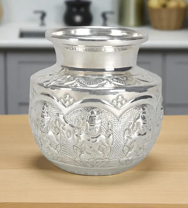 Silver_Plated_Premium_&_Elegant_Kalash_&_Pots