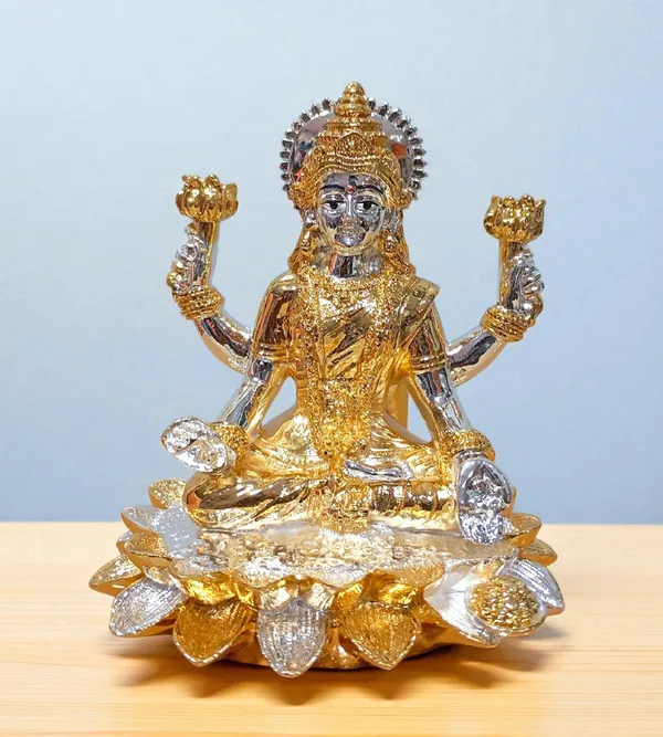 Multicolor_Marble_Premium_&_Elegant_Laxmi_Idol