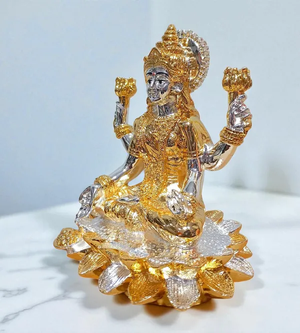 Multicolor_Marble_Premium_&_Elegant_Laxmi_Idol
