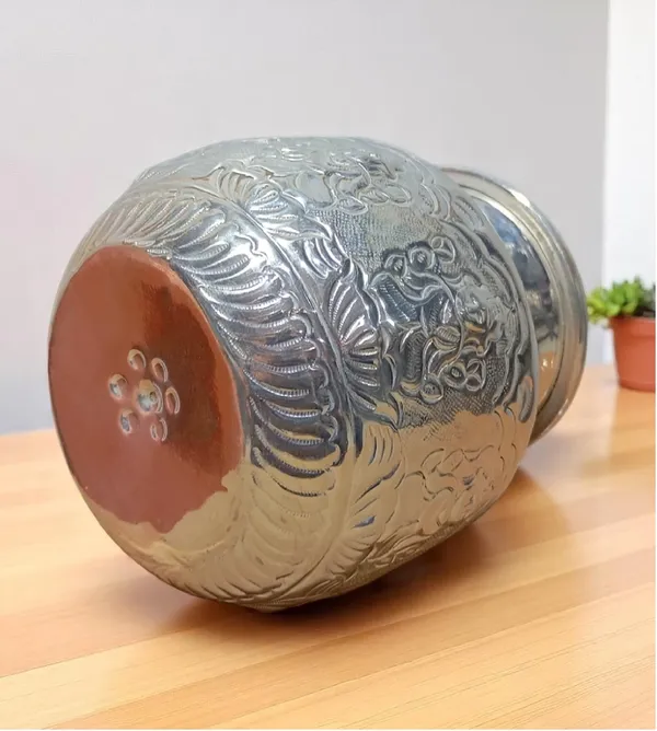 Silver_Plated_Premium_&_Elegant_Kalash_&_Pots