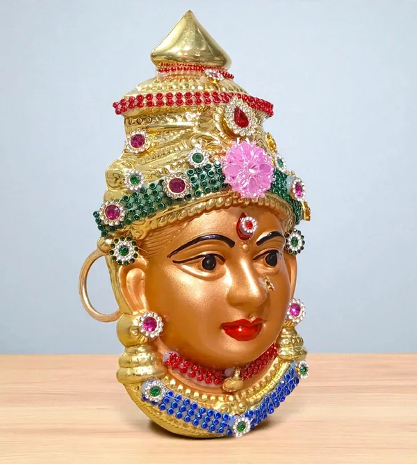 Brown_Metal_Premium_&_Elegant_Decorated_Laxmi_Face