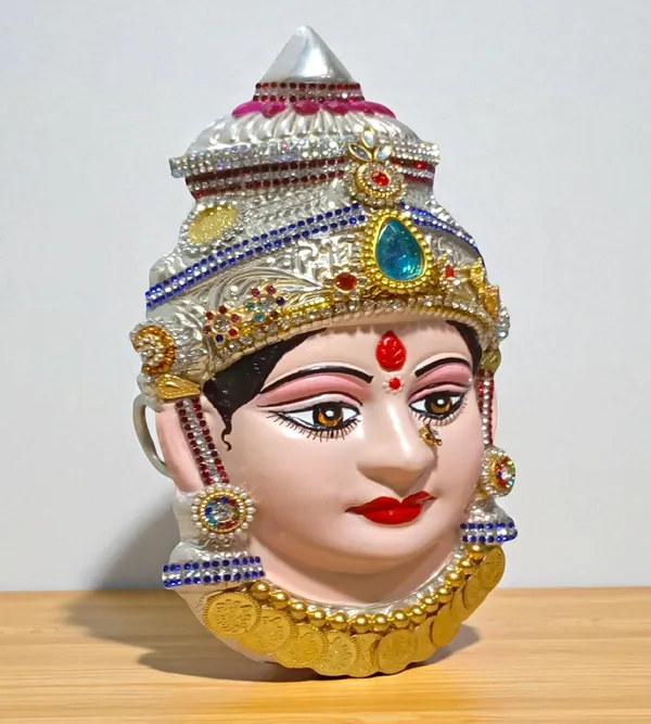 Multi_Metal_Premium_&_Elegant_Tanjaur_Laxmi_Face