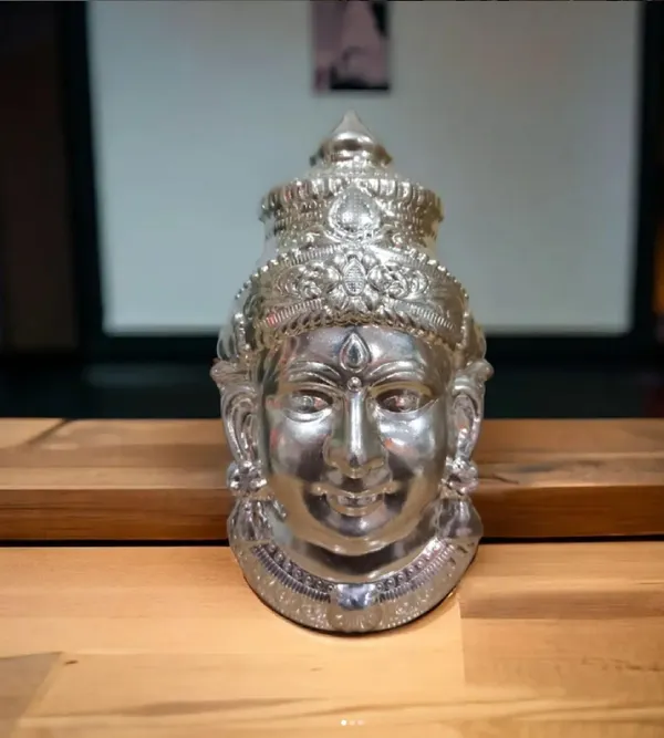 Silver_Metal_Premium_&_Elegant_Plain_Laxmi_Face