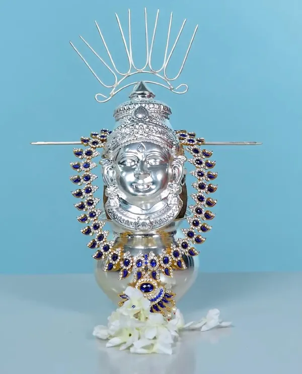 Silver_Metal_Premium_&_Elegant_Plain_Laxmi_Face