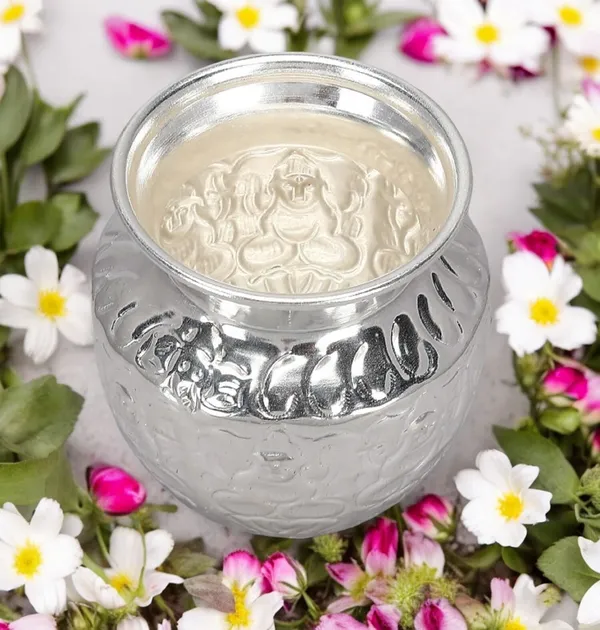 Silver_Plated_Premium_&_Elegant_Kalash_&_Pots