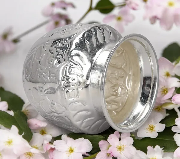 Silver_Plated_Premium_&_Elegant_Kalash_&_Pots
