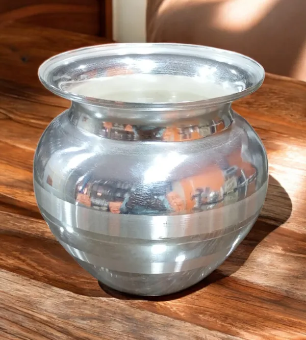 Silver_Plated_Premium_&_Elegant_Kalash_&_Pots