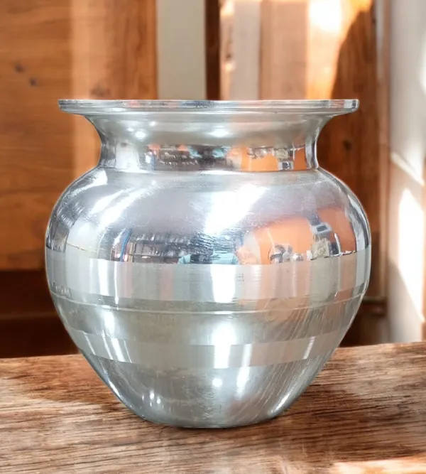Silver_Plated_Premium_&_Elegant_Kalash_&_Pots