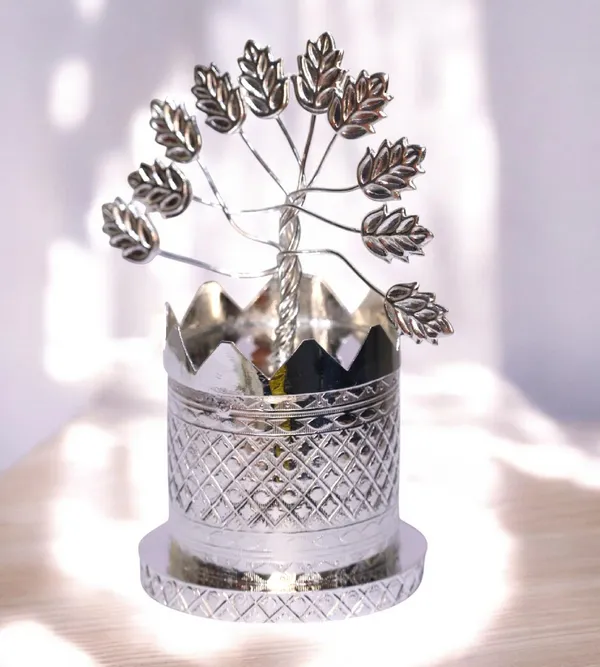Silver_Plated_Premium_&_Elegant_Kalash_&_Pots