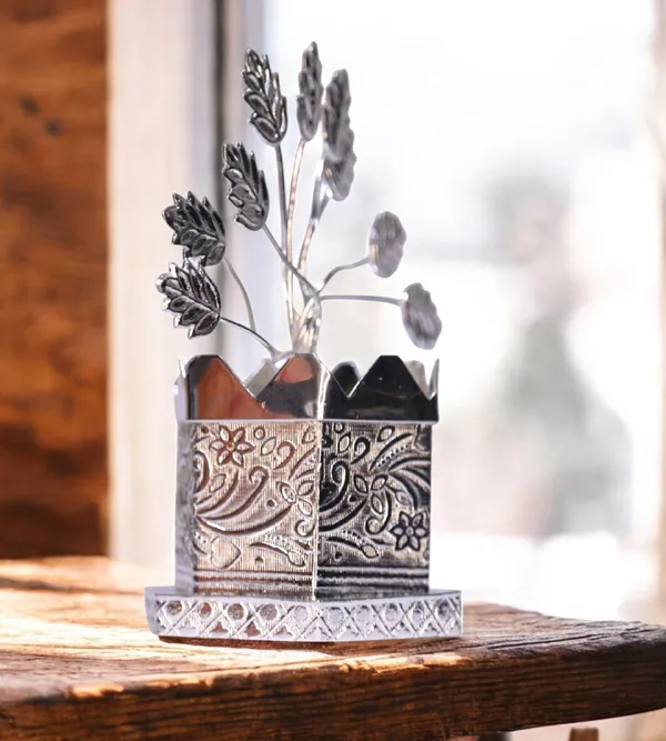 Silver_Plated_Premium_&_Elegant_Kalash_&_Pots