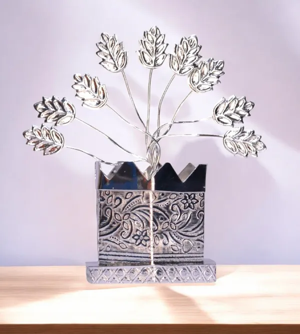 Silver_Plated_Premium_&_Elegant_Kalash_&_Pots