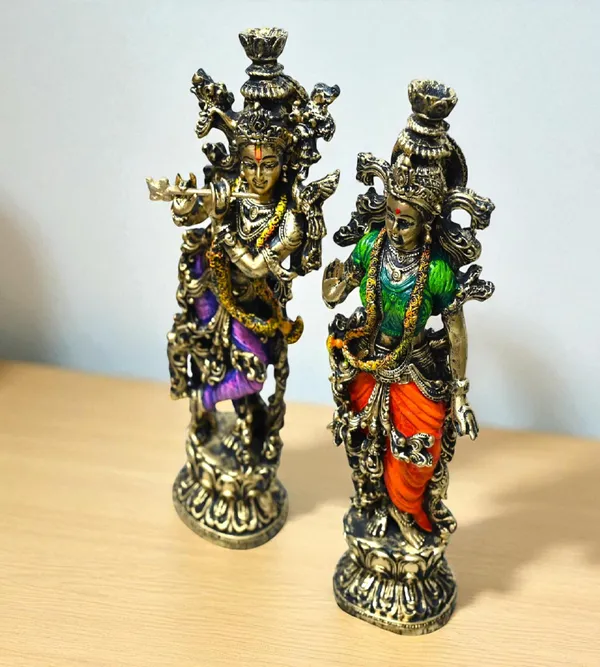 Multicolor_Marble_Premium_&_Elegant_Radha_Krishna_Idol