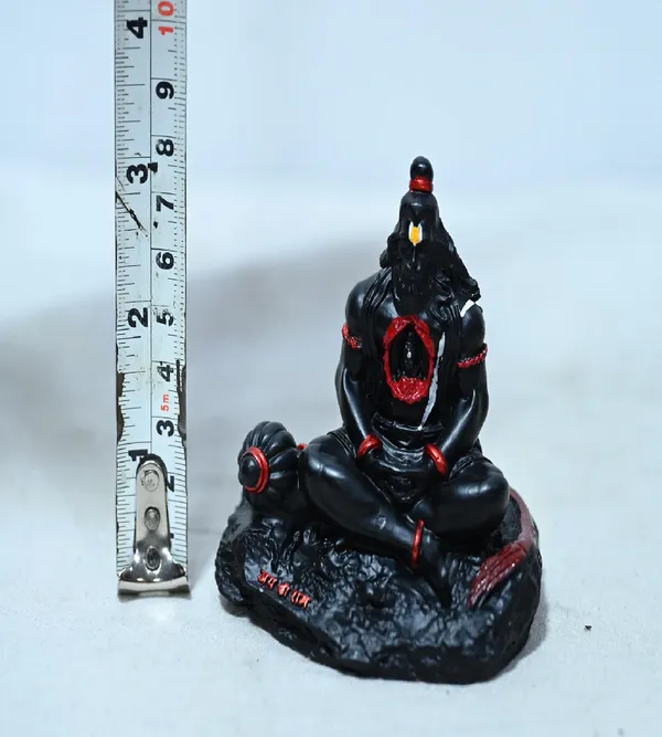 Black_Marble_Premium_&_Elegant_Hanuman_Idol