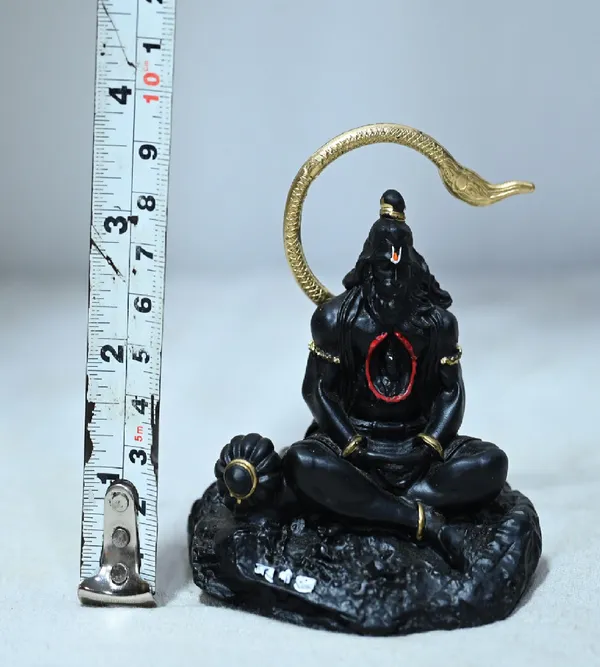 Black_Marble_Premium_&_Elegant_Hanuman_Idol