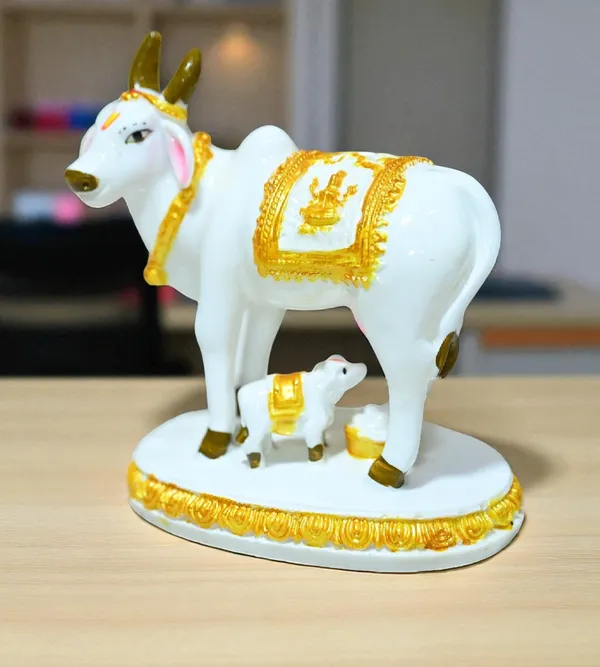 White_Marble_Premium_&_Elegant_Kamadhenu_Idol