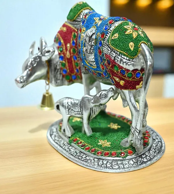 Multicolor_Metal_Premium_&_Elegant_Kamadhenu_Idol
