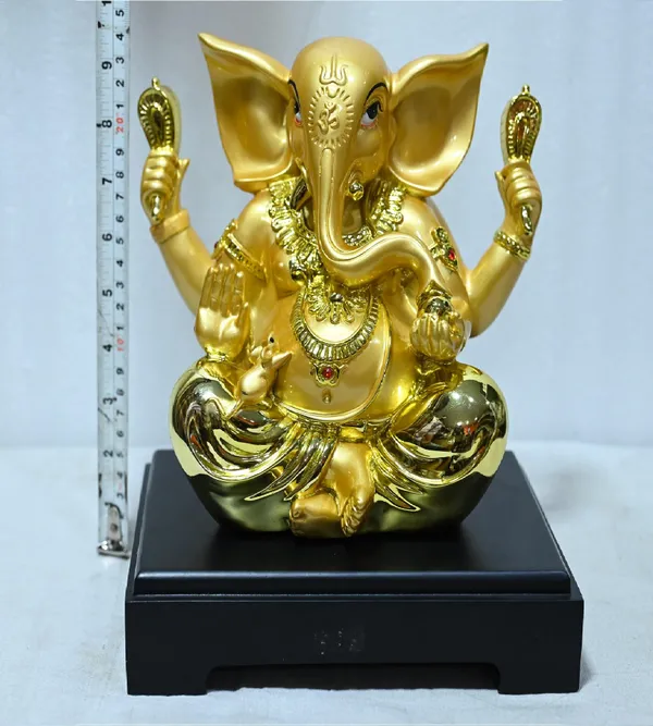 Gold_Marble_Premium_&_Elegant_Ganesha_Idol