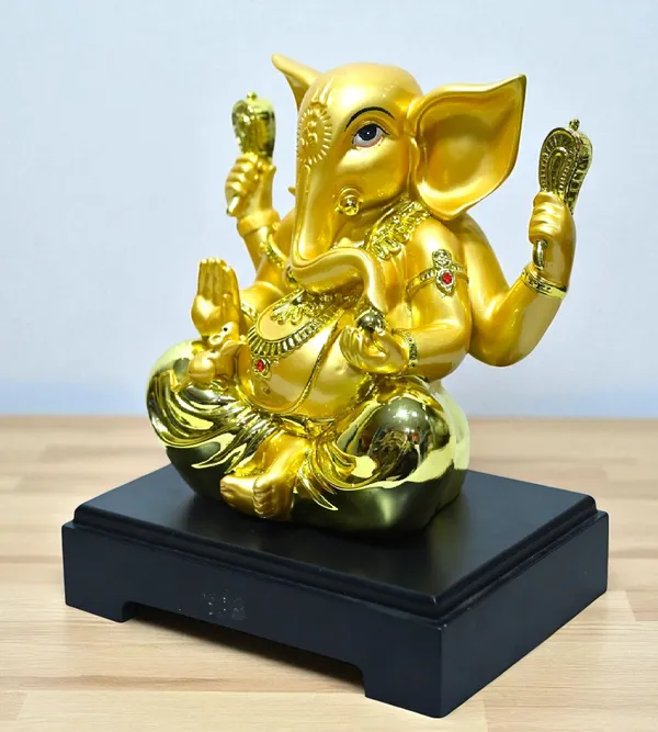 Gold_Marble_Premium_&_Elegant_Ganesha_Idol