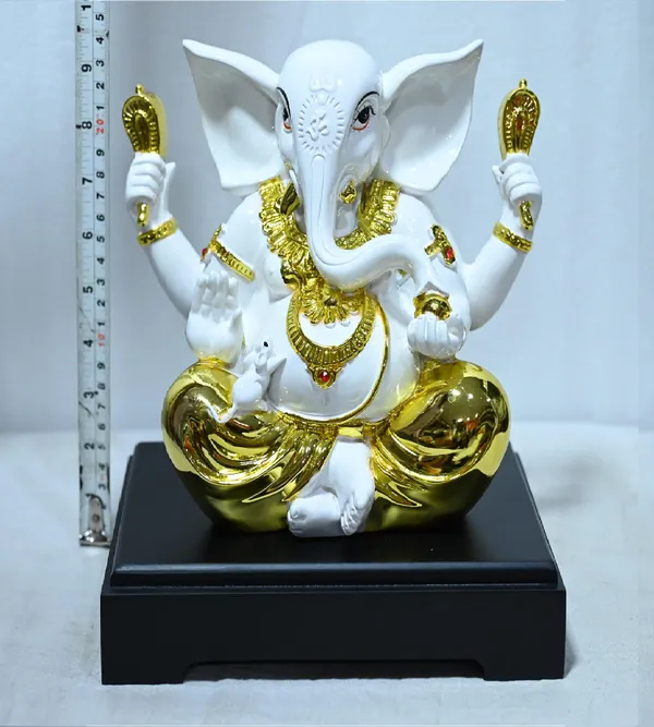 White_Marble_Premium_&_Elegant_Ganesha_Idol