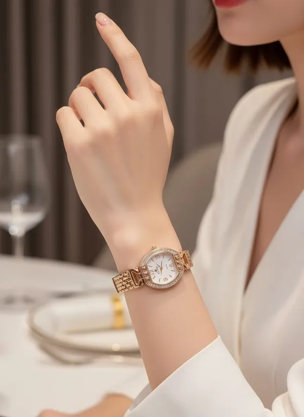 Ultra_Slim_Rose_Gold_Metal_Matiriyal_Premium_&_Elegant_Watch_For_Men