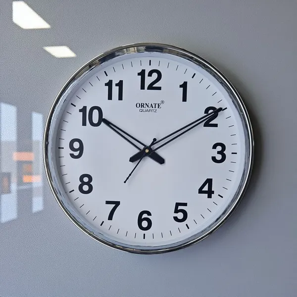 White_&_Ivory_Fiber_Premium_&_Elegant_Wall_Clock
