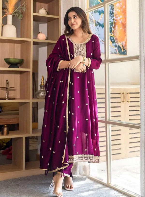 Wine_Anarkali_Designers_kurti_Pent_Set