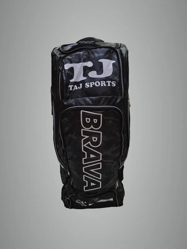 Brava_Grey_Green_Red_Black_Duffle_Kit_Bag_With_Wheel