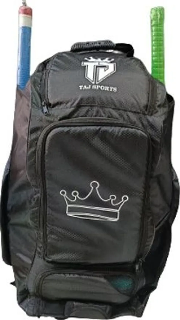 Tj_Crown_Black_Duffle_With_Wheel_Bag