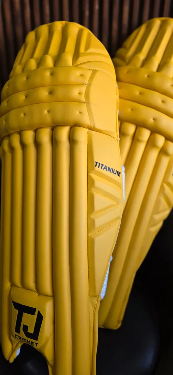 YELLOW_BATTING_PADS