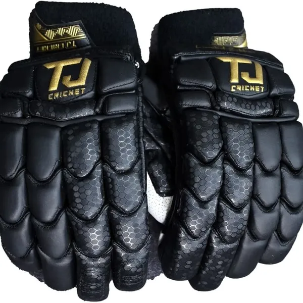 Black_Golden_Limited_Edition_Batting_Gloves