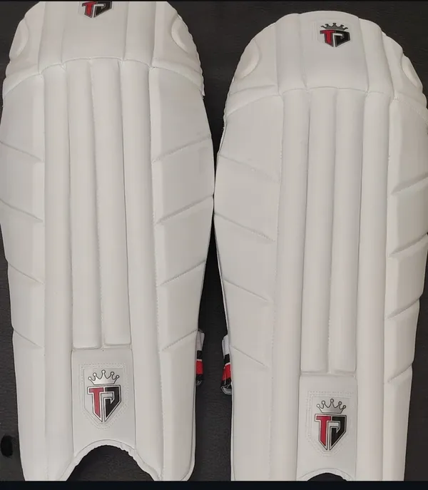 White_Cricket_Thigh_Guard_Pads