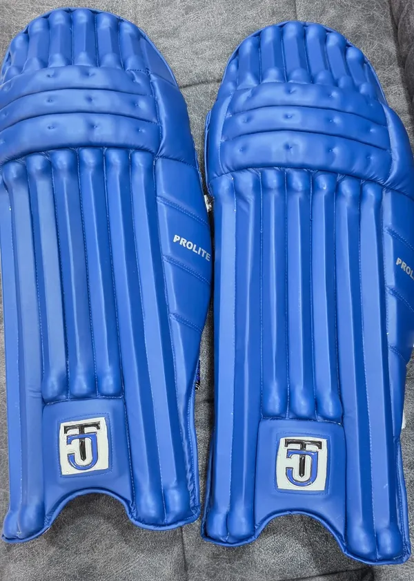 Blue_Batting_Pads