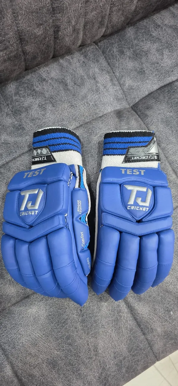 TEST_BLUE_BATTING_GLOVES_