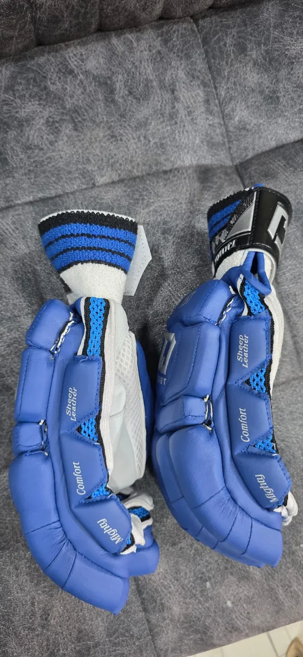 TEST_BLUE_BATTING_GLOVES_