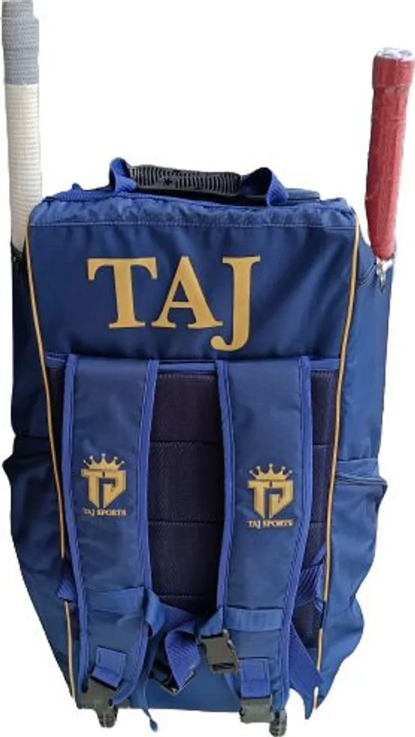 Tj_Crown_Blue_Duffle_With_Wheel_Bag