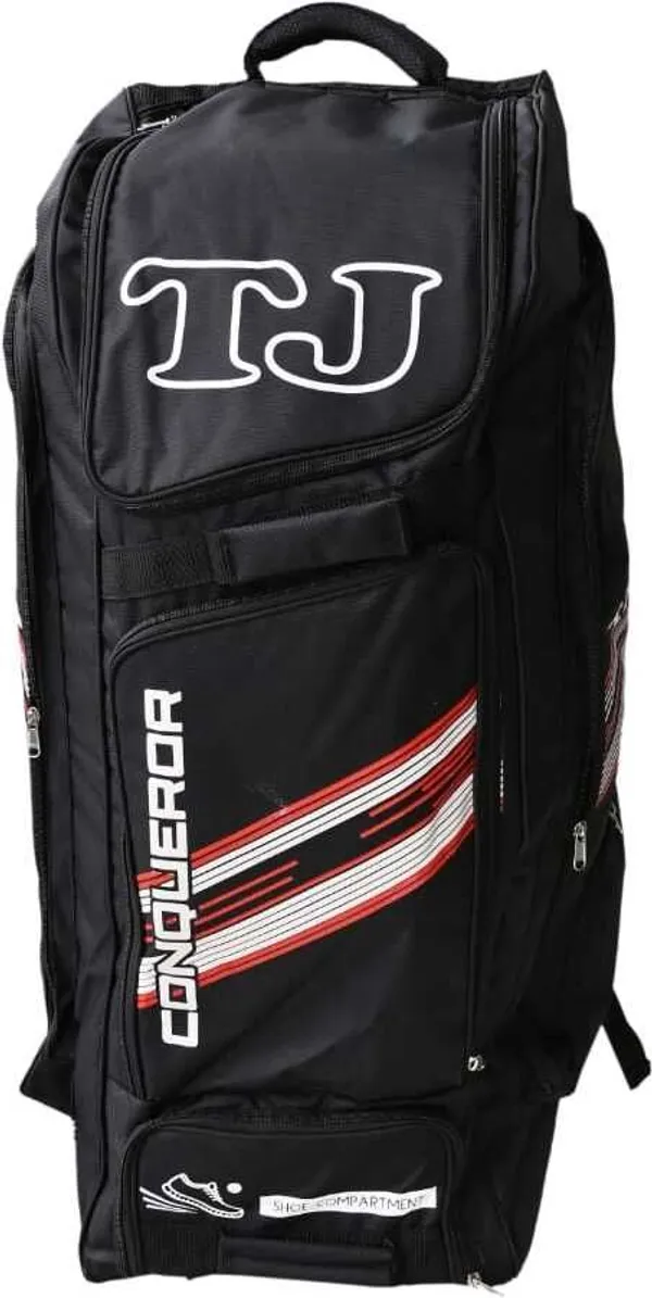 Black_And_Blue_Conqueror_Duffle_With_Wheel_Bag