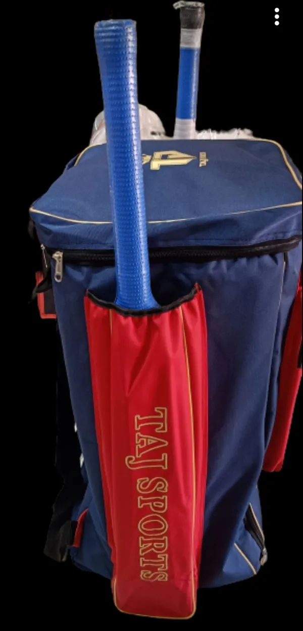 Red_&_Blue_Premium_Stylish_Sport_Bag_For_Men_&_Women