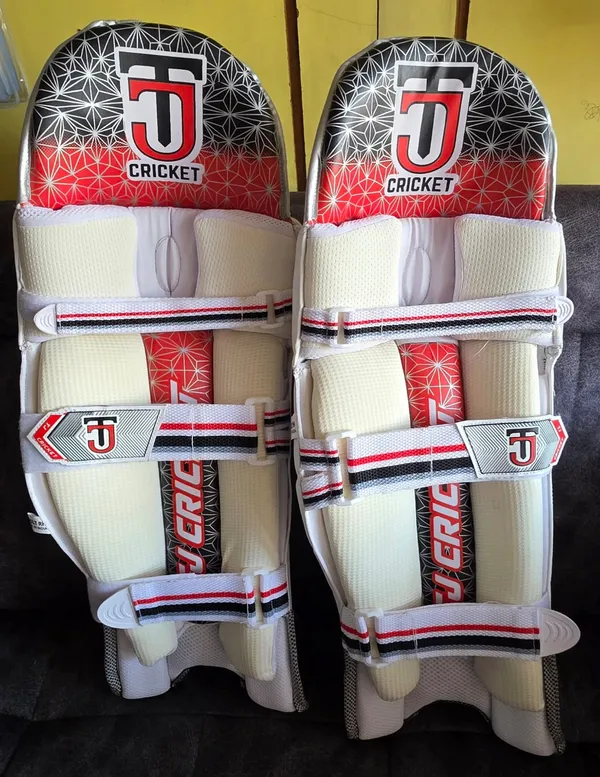 White__Prolite_Batting_Pads