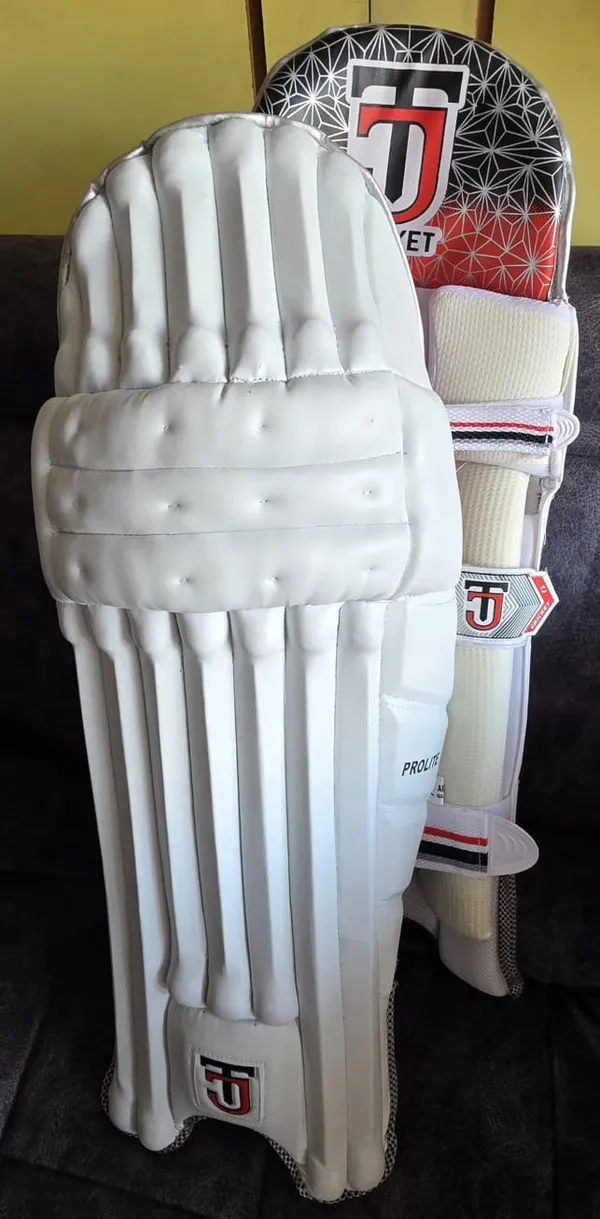 White__Prolite_Batting_Pads