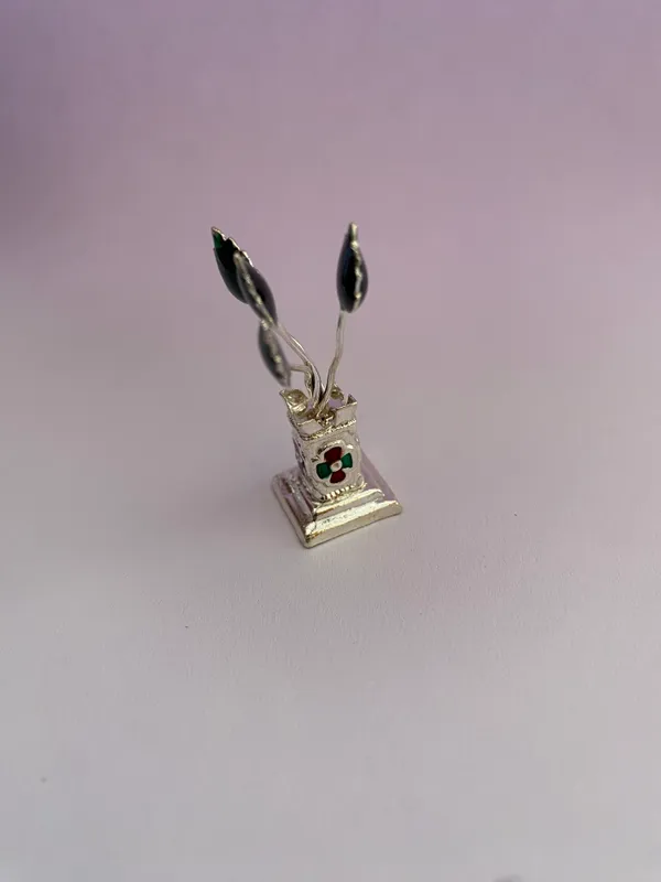 Small_Tiny_Tulsi_Patra_Basil_Plant_with_670_Silver_For_Pooja_Place
