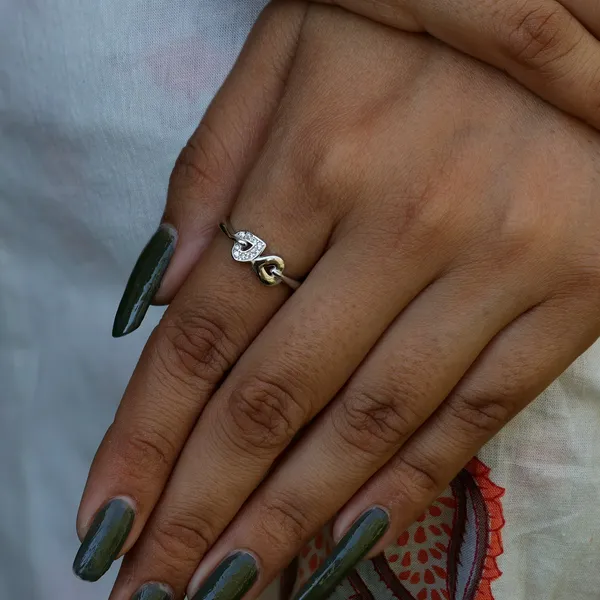 White_Silver_Elegant_Rings_For_Women