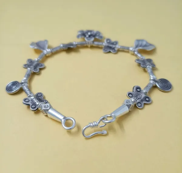 BRACELETS_&_KADAS_>_LADIES_BRACELETS